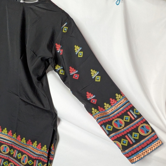 Maple Clothing Black Multicolor Indian Tunic Top - Picture 8 of 16